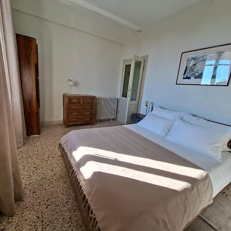 Apartment Villa Grappoli - Lakeside Apartments With Balcony And Lake View *