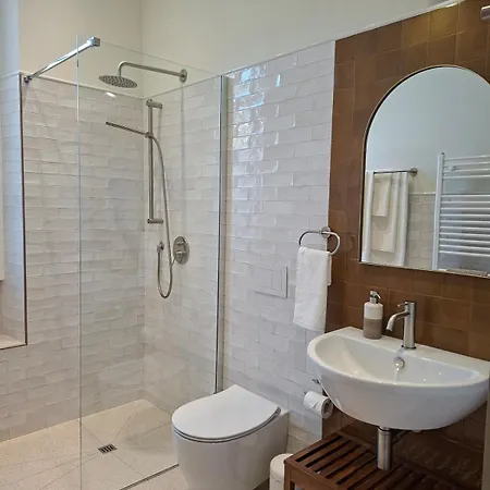 Apartment Villa Grappoli - Lakeside Apartments With Balcony And Lake View Lesa