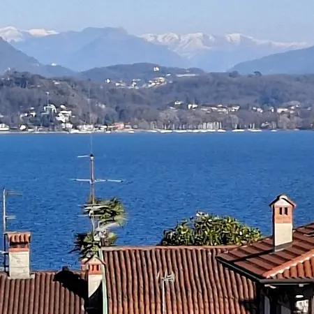 Apartment Villa Grappoli - Lakeside Apartments With Balcony And Lake View