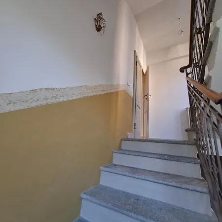 Villa Grappoli - Lakeside Apartments With Balcony And Lake View