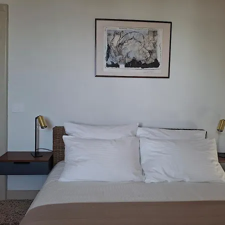 Apartmán Villa Grappoli - Lakeside Apartments With Balcony And Lake View *
